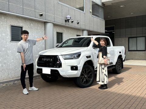 宮城県　O様、H様　　２台のハイラックスGRスポーツをご納車しました～🚙💨